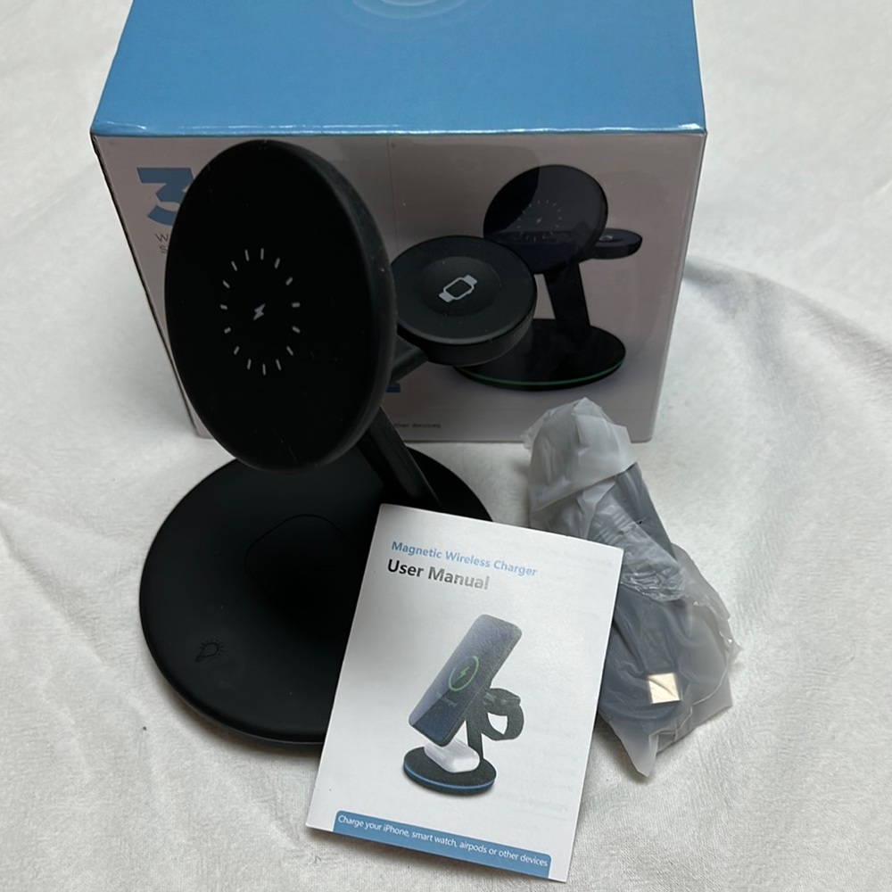 Black Magnetic Wireless Charger with Lighted Base